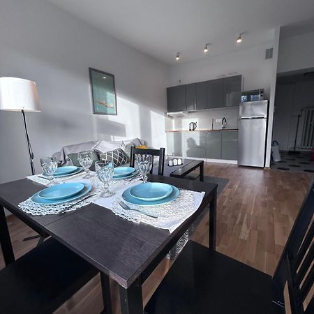 One Bed Apartment In Central Sopot Bagian luar foto