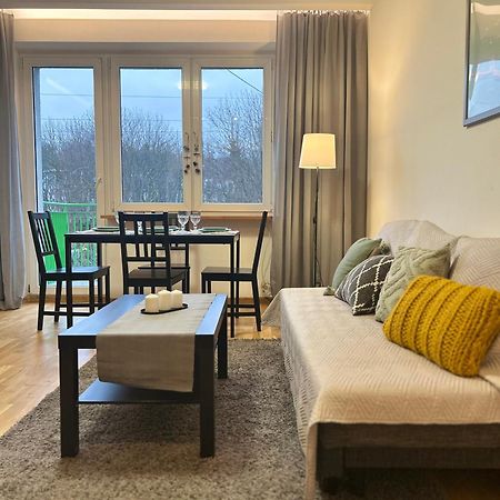 One Bed Apartment In Central Sopot Bagian luar foto
