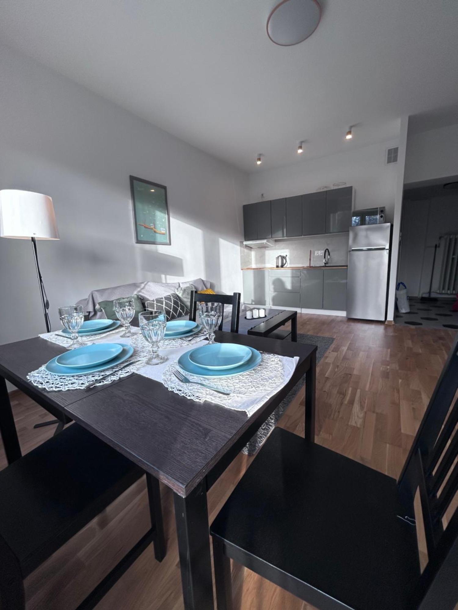 One Bed Apartment In Central Sopot Bagian luar foto